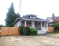 Building Photo - Unique Portland House with Fenced Backyard!