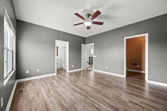 Building Photo - 5632 Lantos Rd
