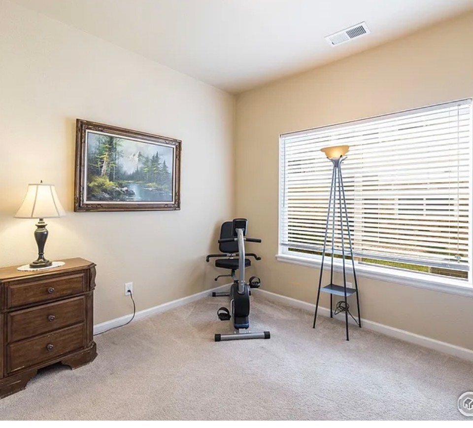 Building Photo - 4925 Hahns Peak Dr