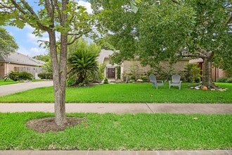 Building Photo - 12107 Burgoyne Dr