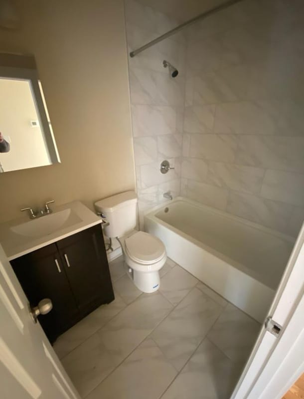 Building Photo - 5105 Robin Grey Ln