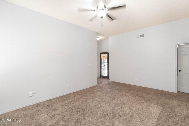 Building Photo - 12865 Little Misty Ln