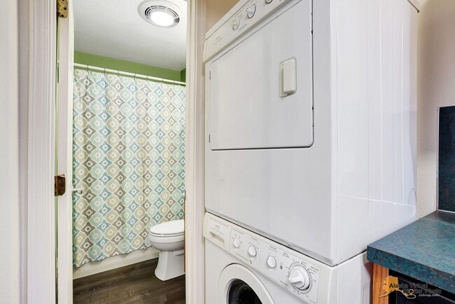 Building Photo - 1890 E 58th Ave