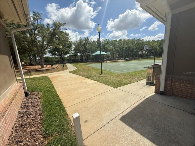 Building Photo - 19138 Meadow Pine Dr