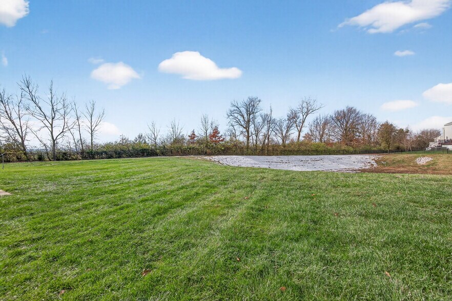 Building Photo - 373 Montclair Tower Dr