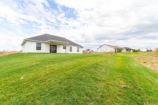 Building Photo - 4604 Estacada Dr