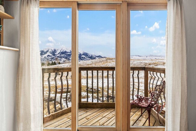 Building Photo - 84 Arcturus Dr