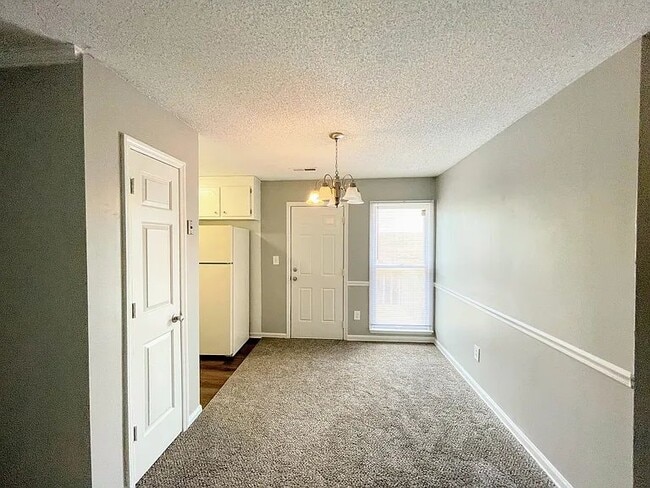 Building Photo - 4419 Torrance Dr NW