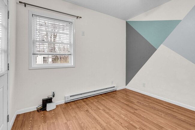 Building Photo - Cute and Cozy 2 bd/1 bath Home in Madison!
