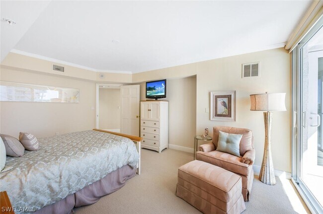 Building Photo - 20 Seagate Dr