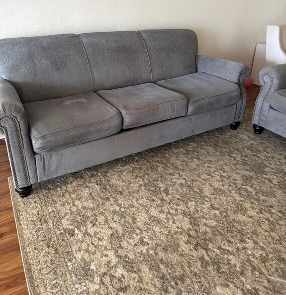 Building Photo - 9850 Costa Mesa Ln