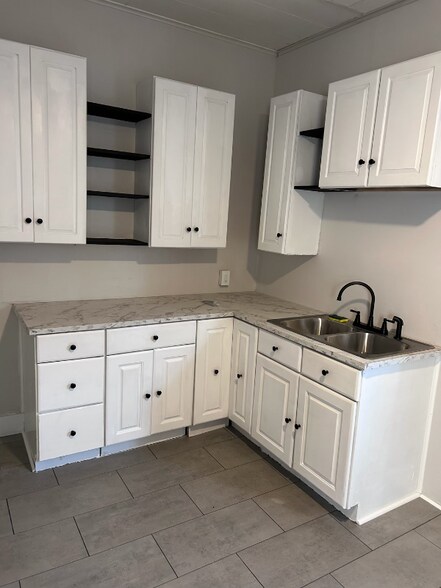 Building Photo - 5208 Brown Way