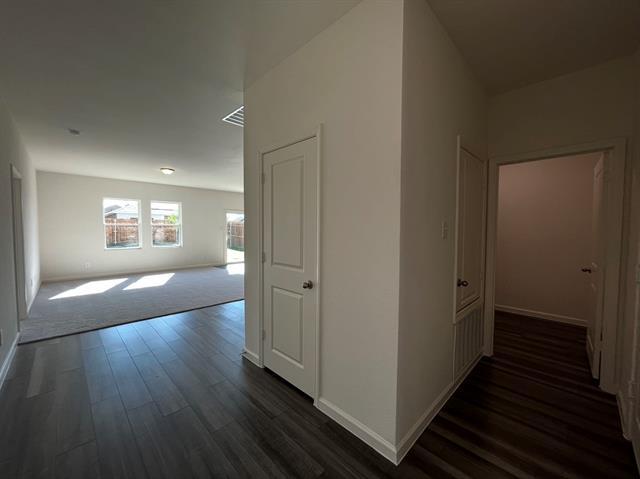 Building Photo - 786 Yorkshire Dr