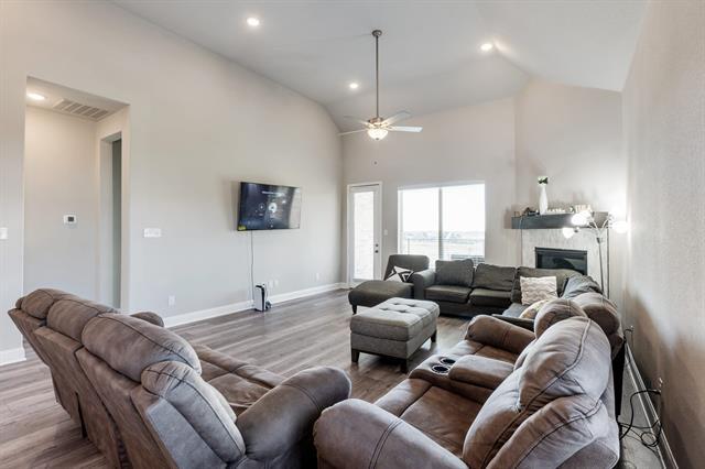 Building Photo - 10401 Trail Ridge Dr