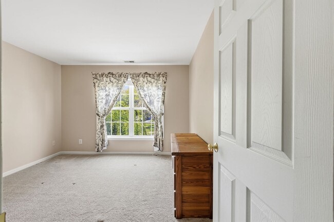 Building Photo - Woods at Louviers Colonial - Available June 1