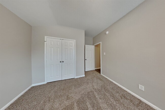 Building Photo - 20203 Stonegrove Ct