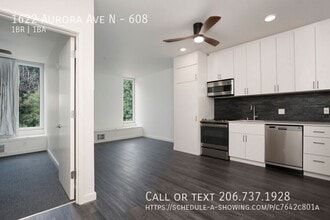 Building Photo - 1622 Aurora Ave N