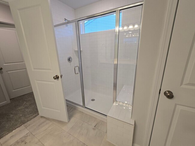 Building Photo - NEWLY BUILT END UNIT TOWNHOME