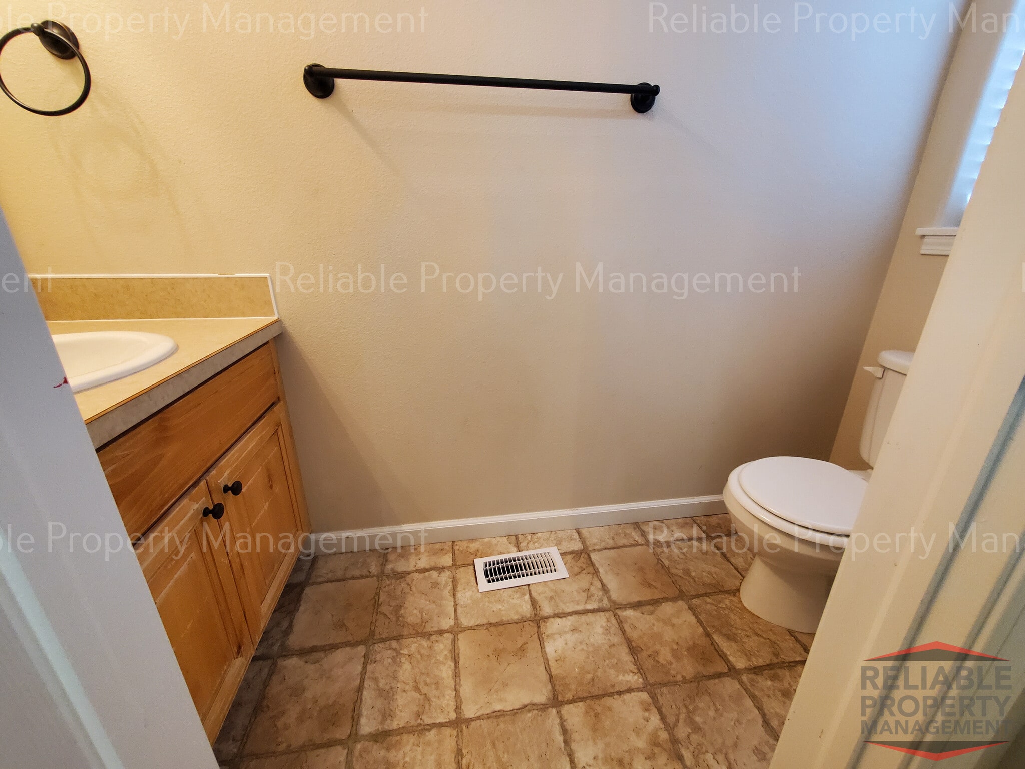 Building Photo - 1557 Bull Pen Way