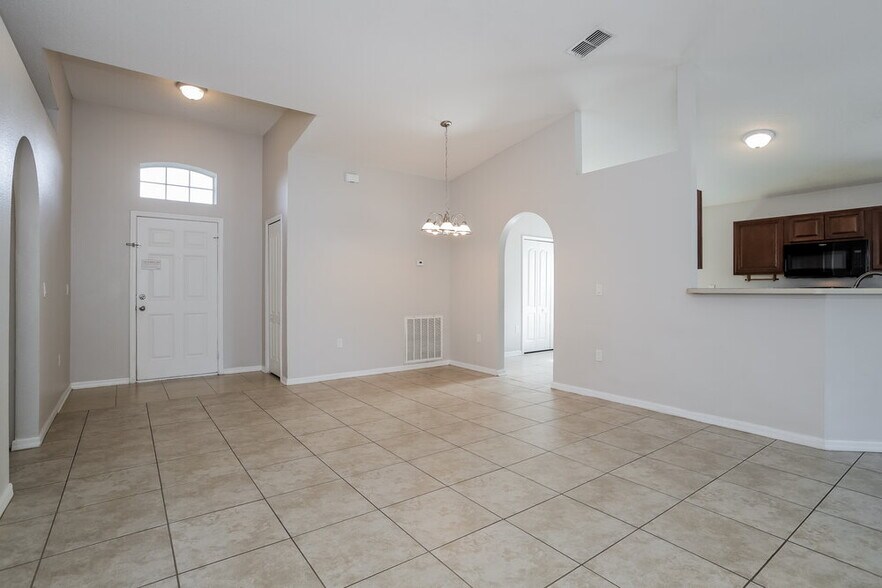 Building Photo - 5180 Gulf Sturgeon Ln