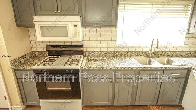 Building Photo - 4900 Sagittarius Ave