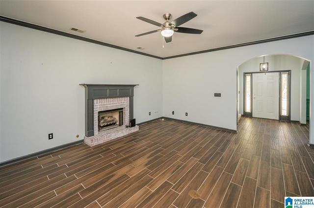 Building Photo - 1565 Deer Valley Dr