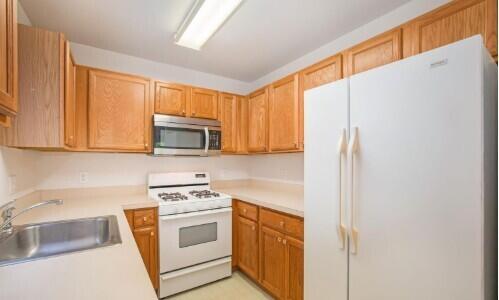 Building Photo - 905 Wildt St