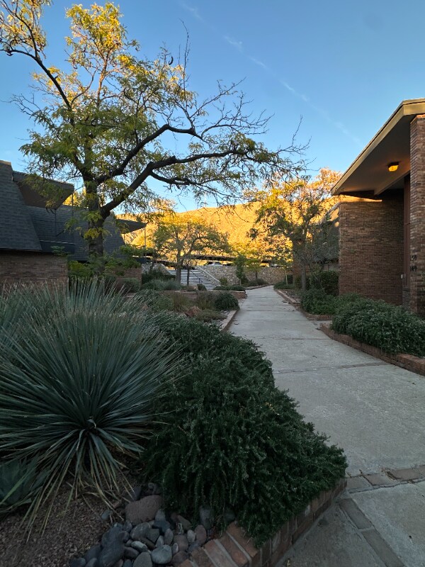 Building Photo - 4800 N Stanton St