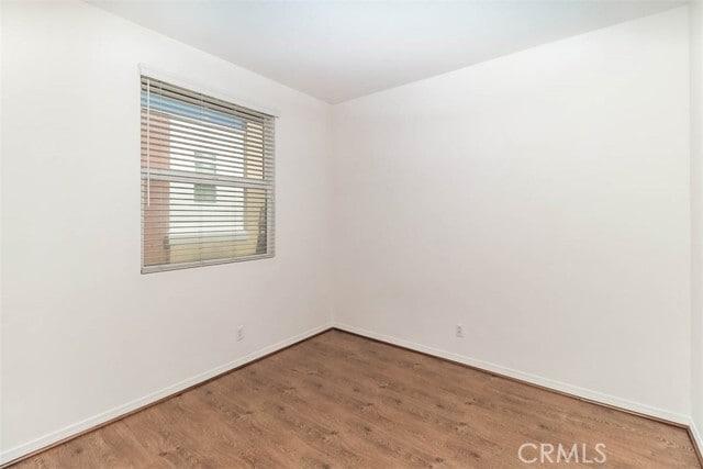 Building Photo - 754 W 1st St