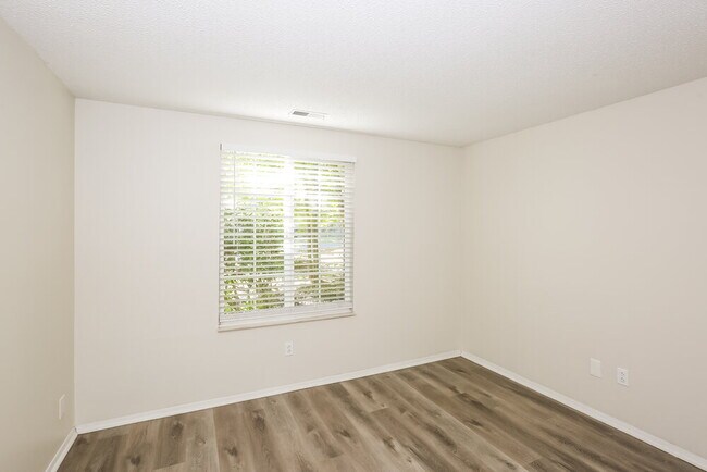 Building Photo - 6204 Judas Tree Ln