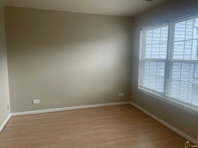 Building Photo - 3029 Kentshire Cir
