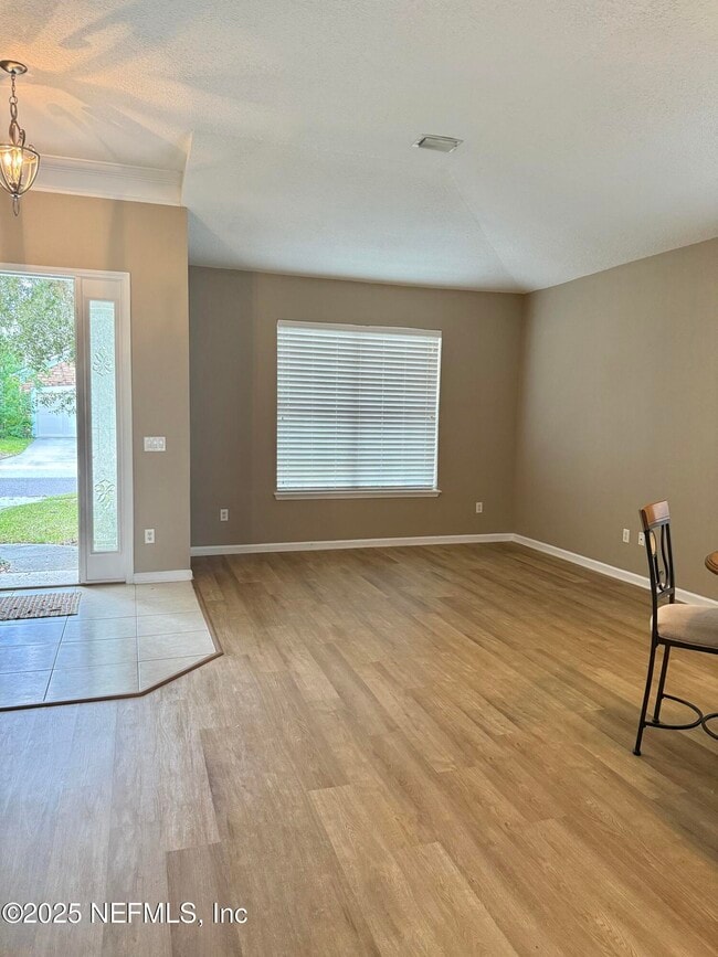 Building Photo - 8357 Highgate Dr