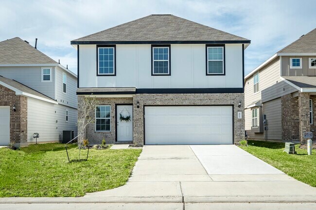 Primary Photo - 4923 Blue Jacaranda Wy