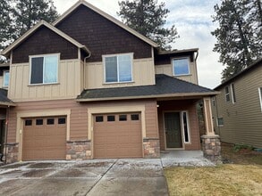 Building Photo - gar399