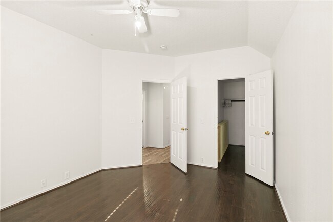 Building Photo - 20510 Pioneer Bend Ct