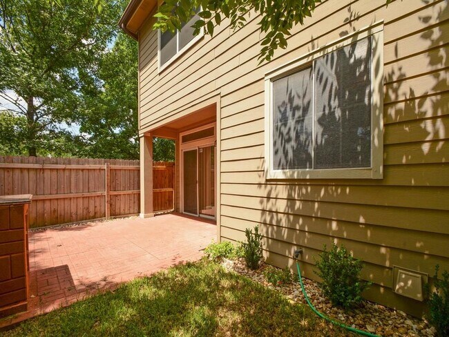 Building Photo - 4400 Switch Willo