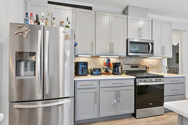 Building Photo - Newer Home in Wildlight!