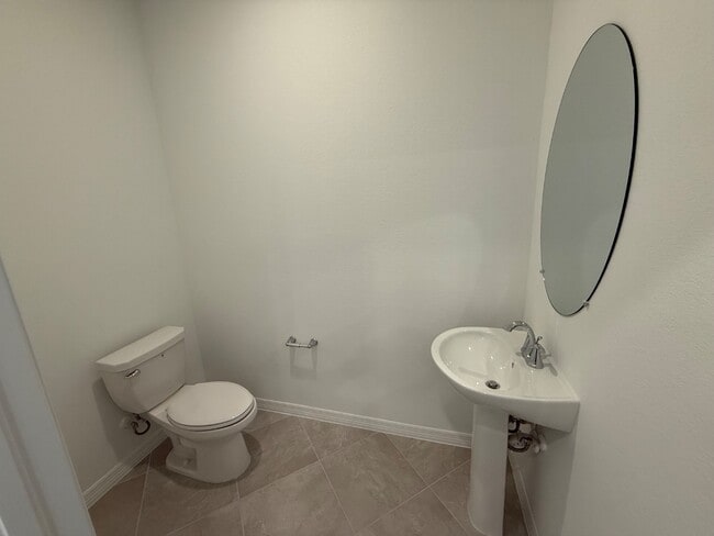 Building Photo - 14995 White Pearl Rd