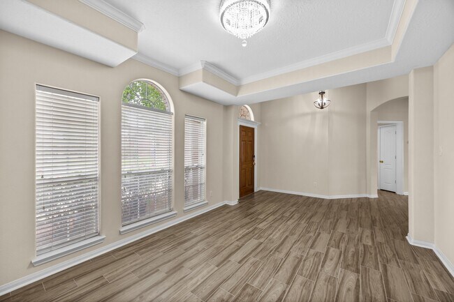 Building Photo - 623 S Marathon Way