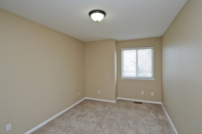 Building Photo - Beautiful 3BR Home in the Foothills of Golden