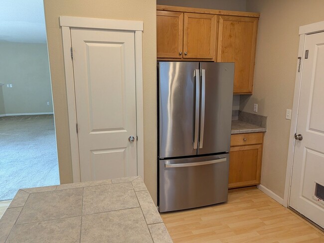 Building Photo - 1382 Glacier View St SE