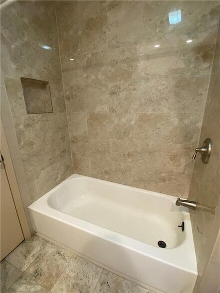 Building Photo - 4825 Jasper St