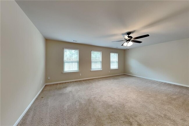 Building Photo - 3770 Brookhollow Dr