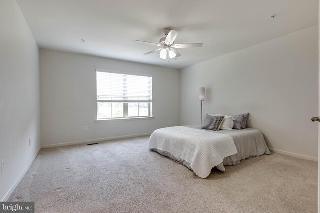 Building Photo - 3058 Bretons Ridge Way