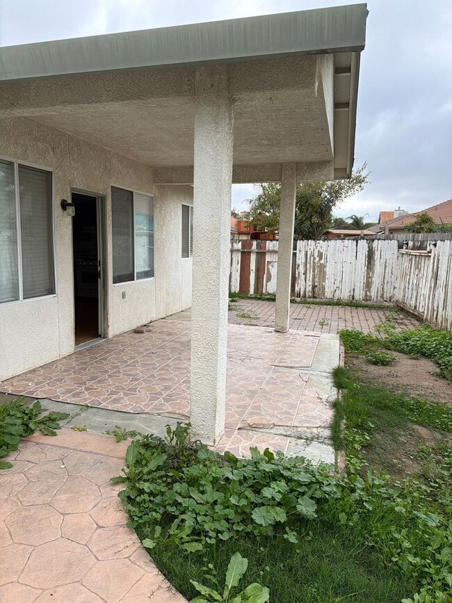 Building Photo - 473 Cabernet St