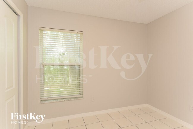 Building Photo - 8858 Parliament Ct