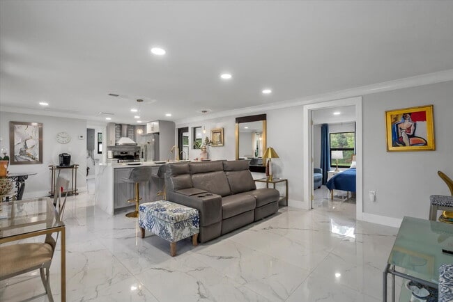 Building Photo - 3-Bedroom Punta Gorda Retreat with Marble Finishes & Stylish Furnishings!"