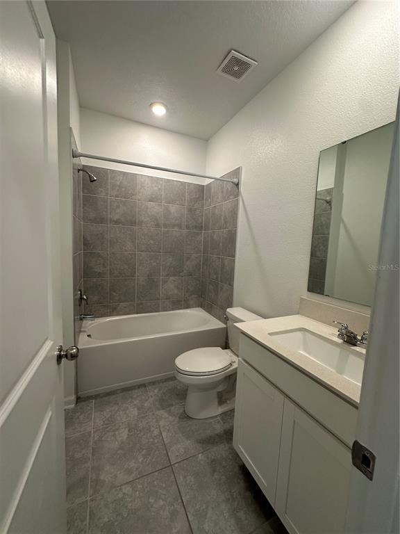 Building Photo - 251 Nine Iron Dr