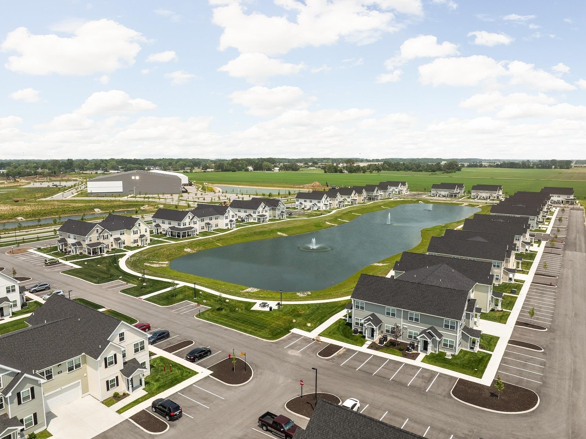 Building Photo - 901 Kelly Green Ln