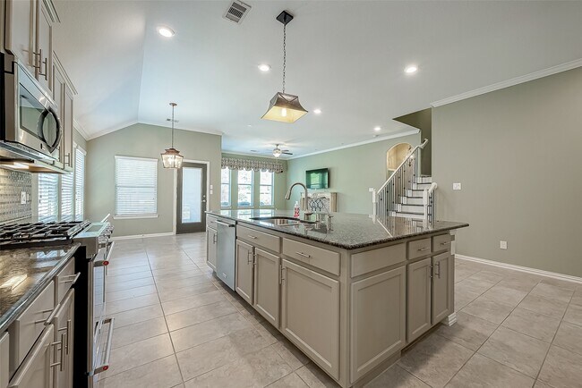 Building Photo - 23613 Alder Branch Ln